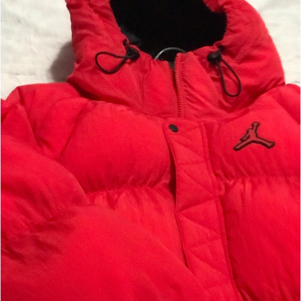 Jumpman Retro Men's Red Puffer Jacket🔥